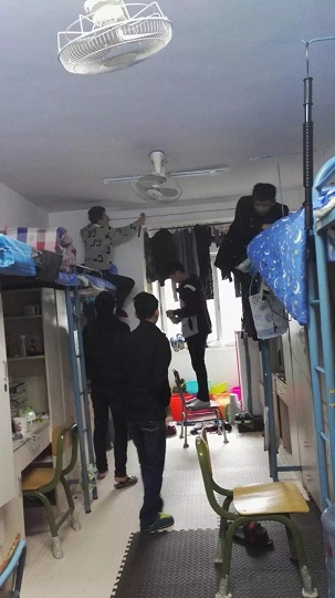 电气工程学院开展寝室线路“清洁”志愿服务活动